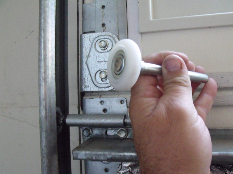 Garage Door Lock Repair